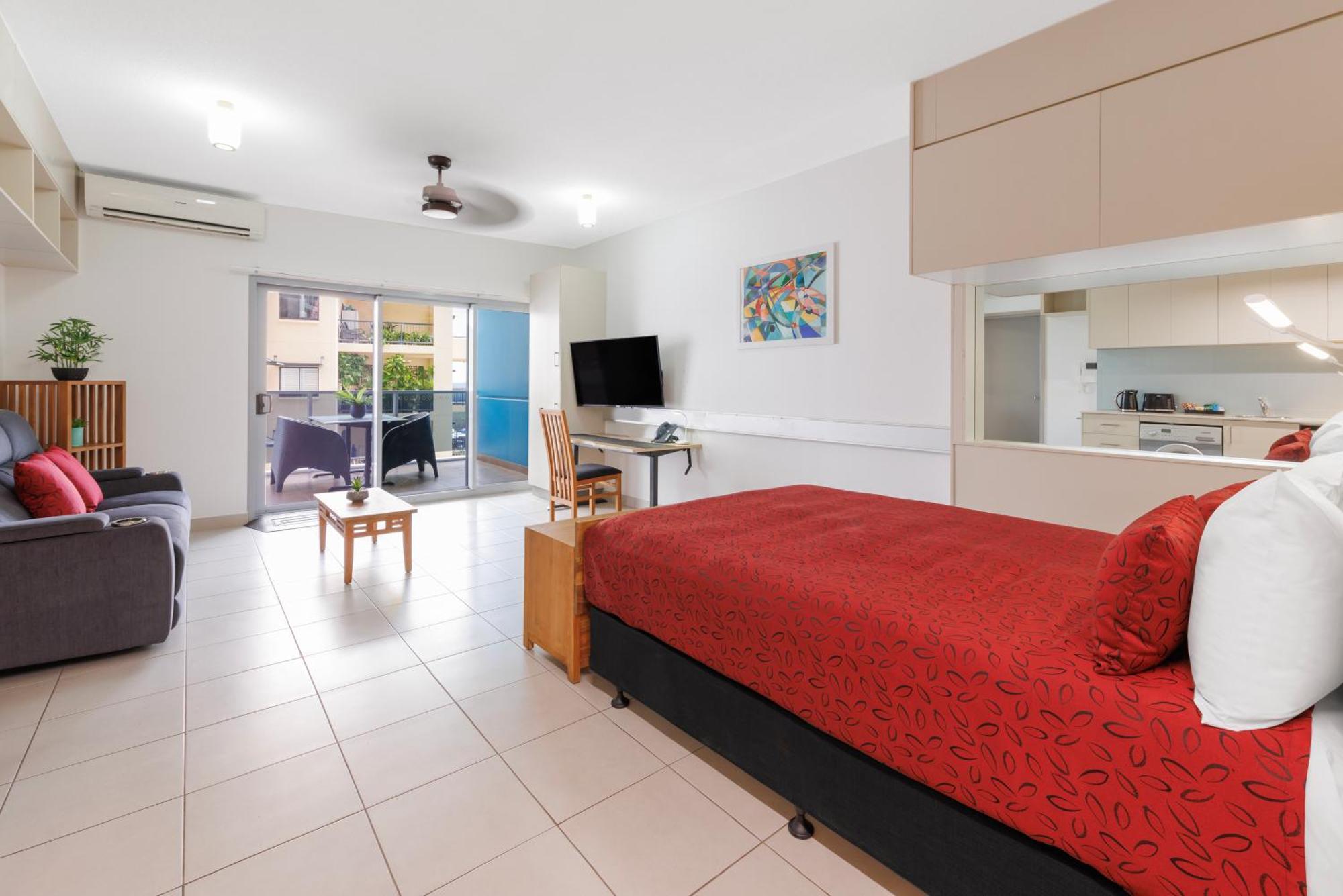 Ramada Suites By Wyndham Zen Quarter Darwin Pokój zdjęcie